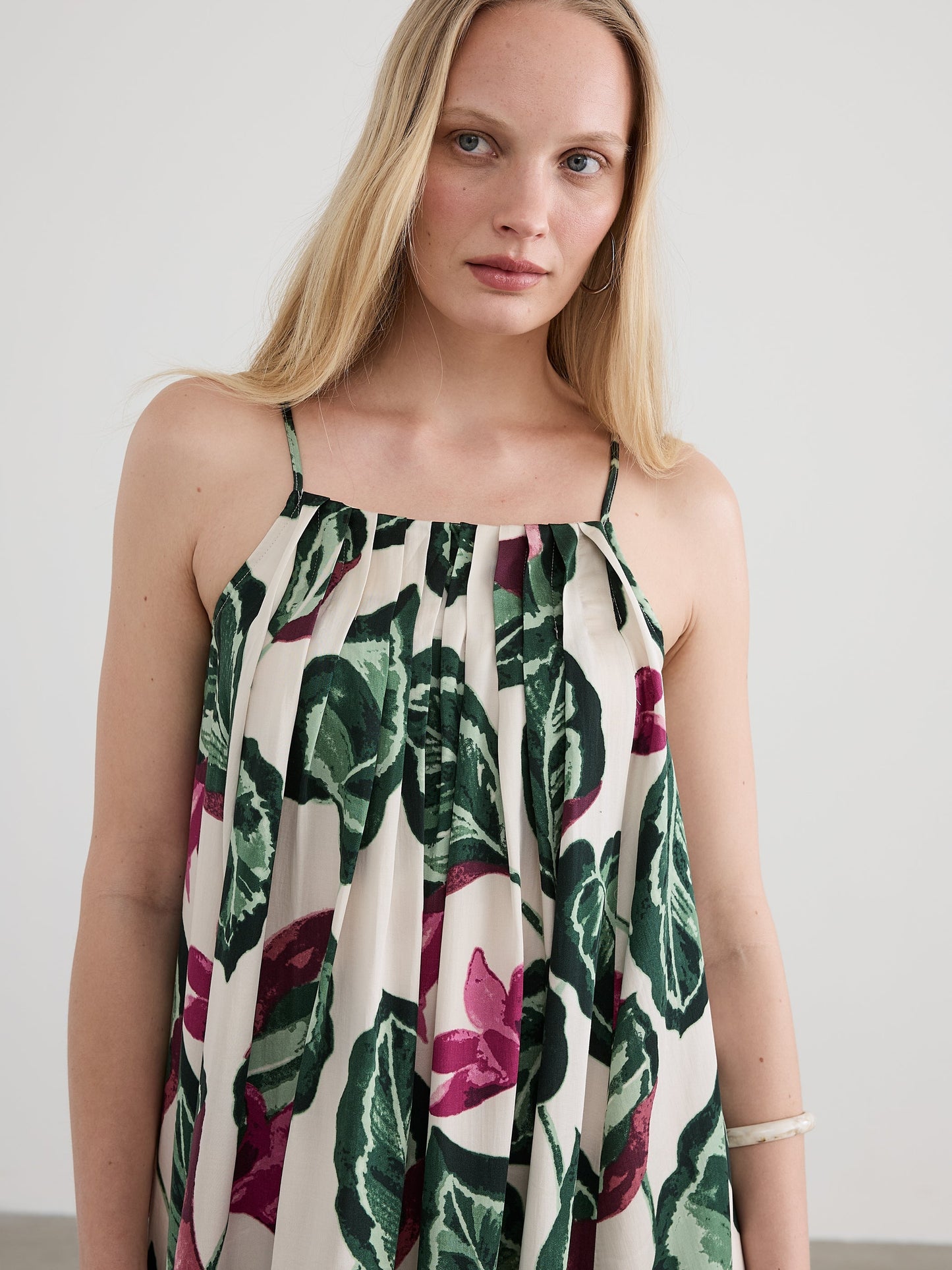 Sleeveless Square-Neck Maxi Dress